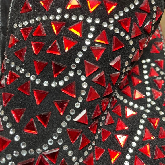 F1-7415 Red Stone-Fiesso by Aurelio Garcia - Picture 8 of 8